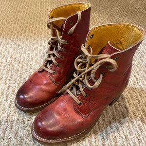 FRYE Sabrina boot